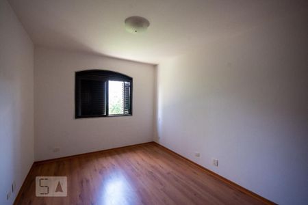 Apartamento à venda com 250m², 4 quartos e 3 vagasQuarto 1