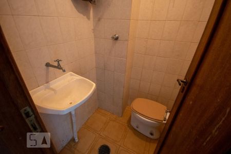 Apartamento à venda com 250m², 4 quartos e 3 vagasBanheiro de Serviço