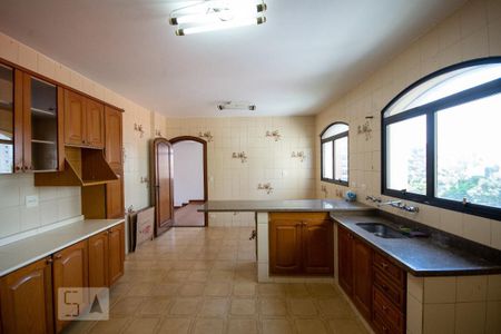 Apartamento à venda com 250m², 4 quartos e 3 vagasCozinha