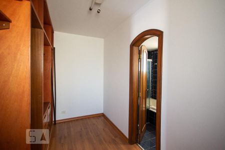 Apartamento à venda com 250m², 4 quartos e 3 vagasCloset Quarto 4