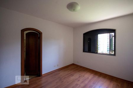 Apartamento à venda com 250m², 4 quartos e 3 vagasQuarto 1