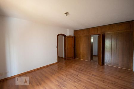 Apartamento à venda com 250m², 4 quartos e 3 vagasQuarto 4
