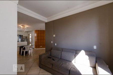 Sala 2 de apartamento para alugar com 3 quartos, 100m² em Buritis, Belo Horizonte