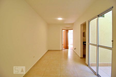 Sala de apartamento para alugar com 2 quartos, 104m² em Vila Alice, Santo André