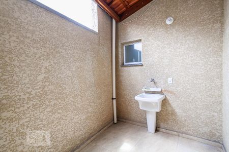 Lavanderia de apartamento para alugar com 2 quartos, 59m² em Vila Guiomar, Santo André