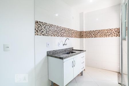 Cozinha de apartamento para alugar com 2 quartos, 59m² em Vila Guiomar, Santo André