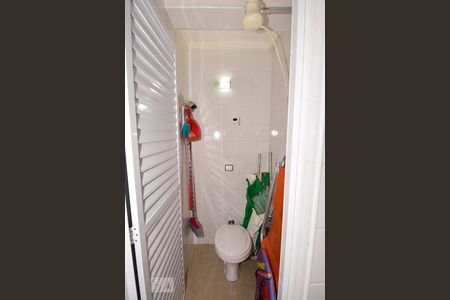 Apartamento para alugar com 65m², 1 quarto e sem vagaBanheiro de Serviço