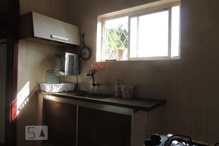 Casa à venda com 420m², 3 quartos e 2 vagasCozinha