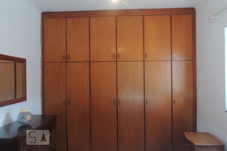 Casa à venda com 420m², 3 quartos e 2 vagasQuarto 2 - Suíte