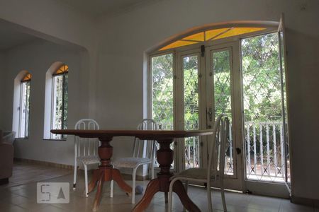 Sala de casa à venda com 3 quartos, 420m² em Vila Santa Isabel, Campinas