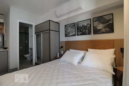 Quarto de kitnet/studio à venda com 1 quarto, 42m² em Campo Belo, São Paulo