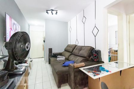 Apartamento para alugar com 70m², 2 quartos e 1 vagaSala