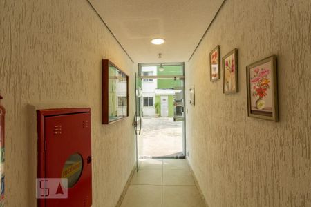 Apartamento para alugar com 70m², 2 quartos e 1 vagaHall