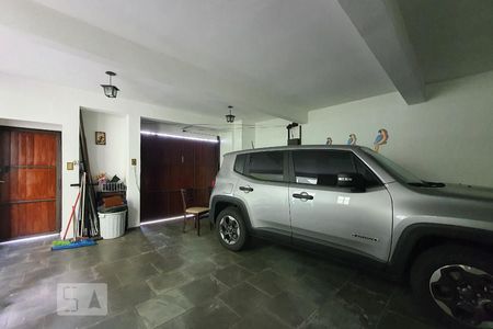 Casa à venda com 260m², 4 quartos e 5 vagasGaragem