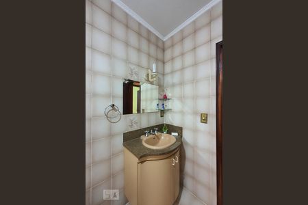 Casa à venda com 260m², 4 quartos e 5 vagasBanheiro