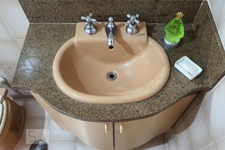 Casa à venda com 260m², 4 quartos e 5 vagasBanheiro