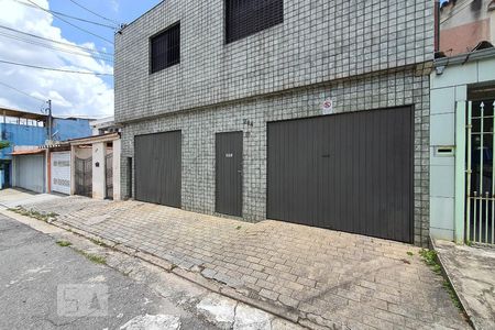 Casa à venda com 260m², 4 quartos e 5 vagasFachada