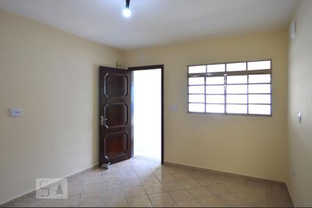 Sala de casa para alugar com 2 quartos, 150m² em Chácara Califórnia, São Paulo