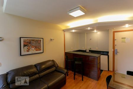 Sala de apartamento para alugar com 1 quarto, 42m² em Funcionários, Belo Horizonte