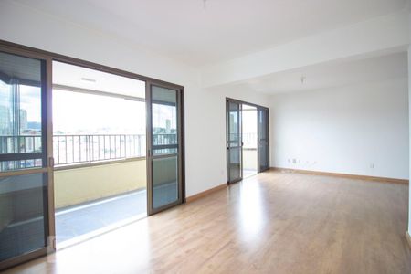 Sala 1 de apartamento para alugar com 3 quartos, 180m² em Centro, Jundiaí