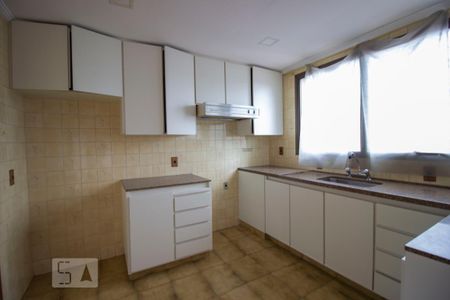 Apartamento para alugar com 180m², 3 quartos e 3 vagasCozinha