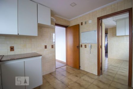 Apartamento para alugar com 180m², 3 quartos e 3 vagasCozinha