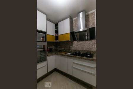 Casa de condomínio à venda com 60m², 2 quartos e 1 vagaCozinha