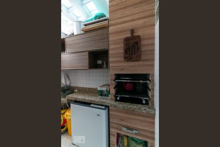 Casa de condomínio à venda com 60m², 2 quartos e 1 vagaChurrasqueira