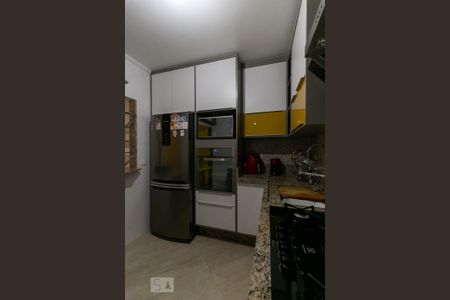 Casa de condomínio à venda com 60m², 2 quartos e 1 vagaCozinha