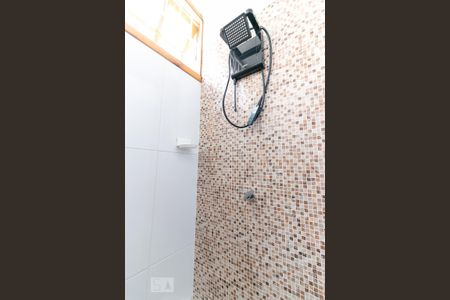 Casa de condomínio à venda com 60m², 2 quartos e 1 vagaBanheiro 2