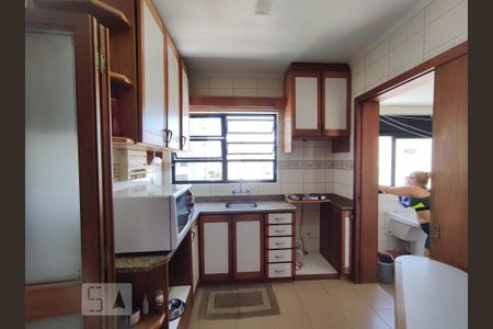 Apartamento à venda com 168m², 3 quartos e 2 vagasCozinha
