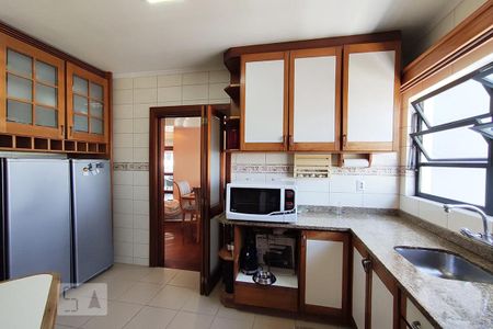 Apartamento à venda com 168m², 3 quartos e 2 vagasCozinha
