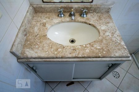 Casa à venda com 320m², 4 quartos e 6 vagas Casa à venda com 320m², 4 quartos e 6 vagasBanheiro da Suíte 3