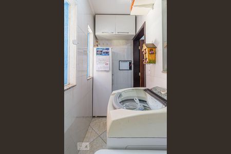 Casa à venda com 74m², 3 quartos e 2 vagasÁrea de Serviço