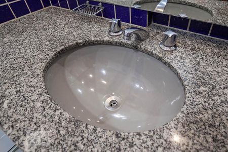 Apartamento para alugar com 50m², 1 quarto e sem vagaBanheiro da suíte 