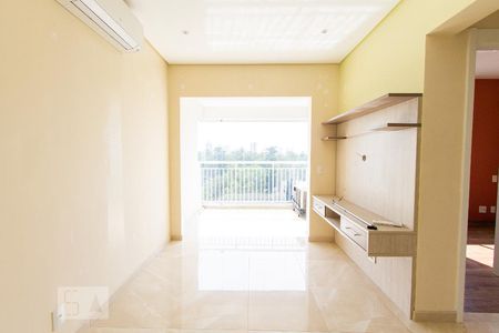 Sala de apartamento para alugar com 2 quartos, 54m² em Umuarama, Osasco