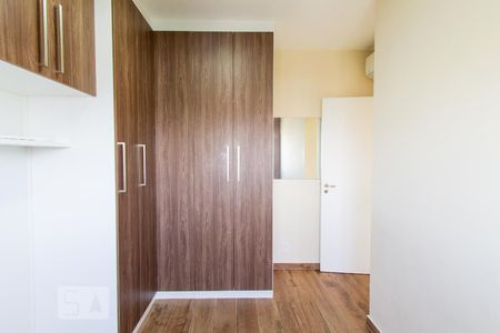 Quarto 1 de apartamento para alugar com 2 quartos, 54m² em Umuarama, Osasco