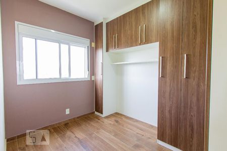 Quarto 1 de apartamento para alugar com 2 quartos, 54m² em Umuarama, Osasco