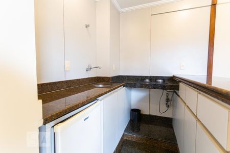 Sala/Cozinha de apartamento para alugar com 1 quarto, 49m² em Funcionários, Belo Horizonte