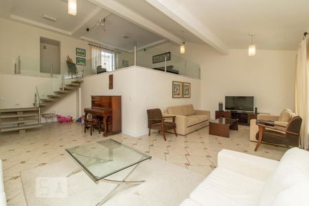Sala Estar 1 de casa para alugar com 4 quartos, 420m² em Jardim Guanabara, Rio de Janeiro