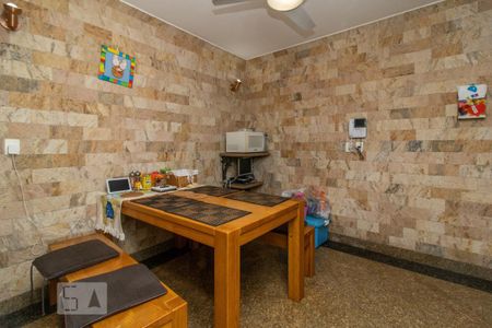 Casa para alugar com 420m², 4 quartos e 7 vagasCozinha