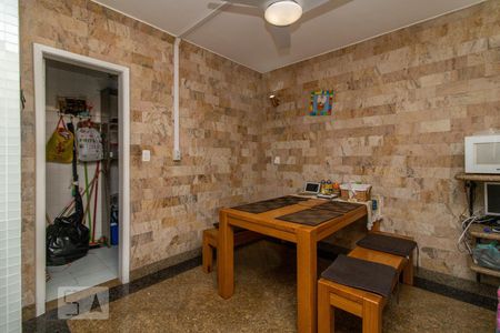 Casa para alugar com 420m², 4 quartos e 7 vagasCozinha