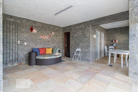 Casa para alugar com 420m², 4 quartos e 7 vagasÁrea Piscina