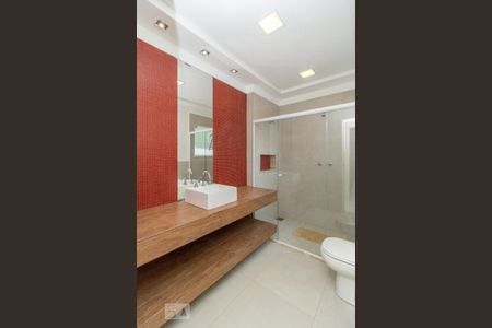 Casa para alugar com 420m², 4 quartos e 7 vagasBanheiro da Suíte Canadense