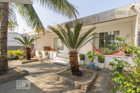 Casa para alugar com 420m², 4 quartos e 7 vagasQuintal