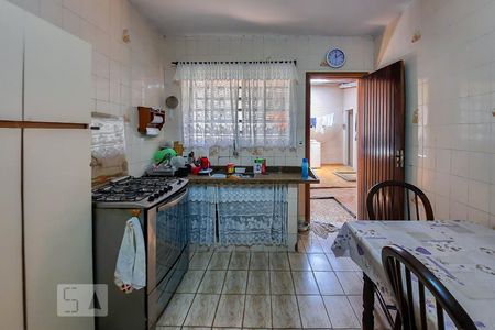 Casa à venda com 204m², 2 quartos e 2 vagasCozinha