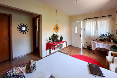 Sala de casa à venda com 2 quartos, 204m² em Casa Grande, Diadema