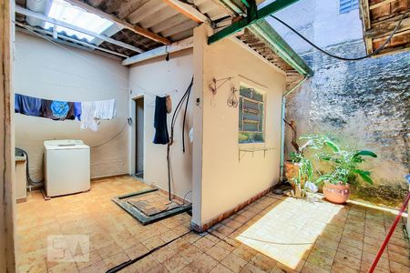 Casa à venda com 204m², 2 quartos e 2 vagasÁrea de Serviço