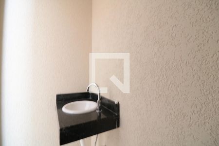 Casa de condomínio para alugar com 83m², 2 quartos e 1 vagaBanheiro de Serviço