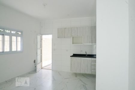 Sala/Cozinha de apartamento para alugar com 2 quartos, 45m² em Parque Boturussu, São Paulo